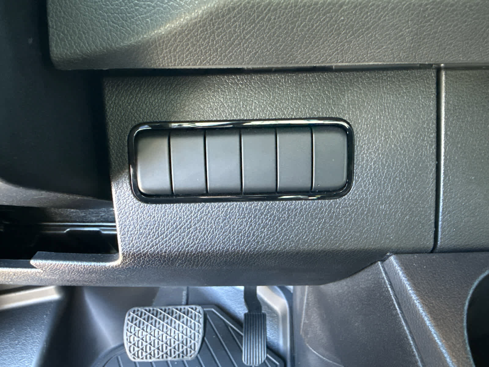 Used 2024 Mercedes-Benz Sprinter 2500 image 19