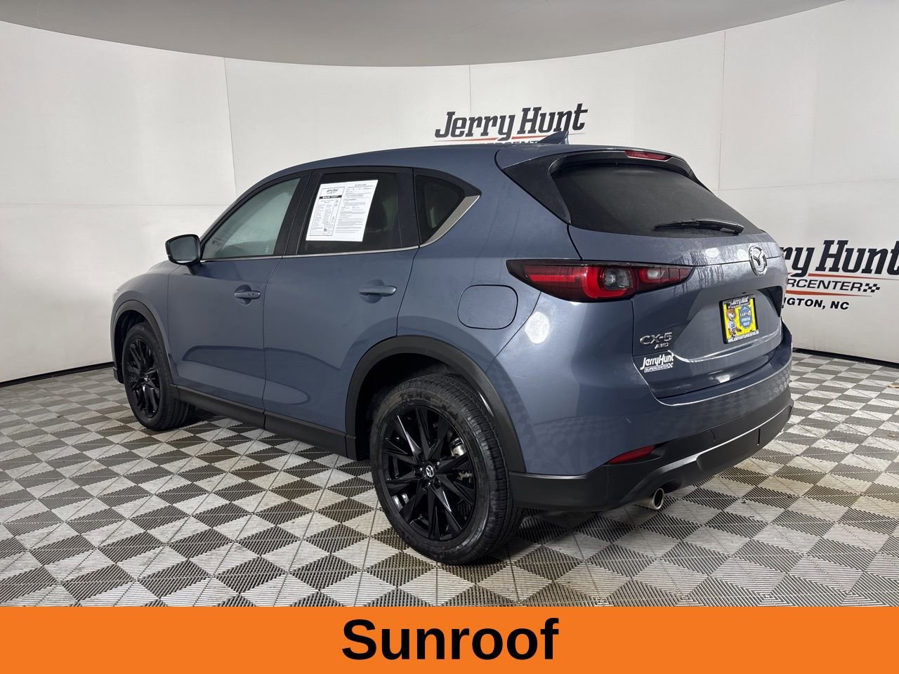 Used 2024 MAZDA CX-5 Carbon Edition image 7