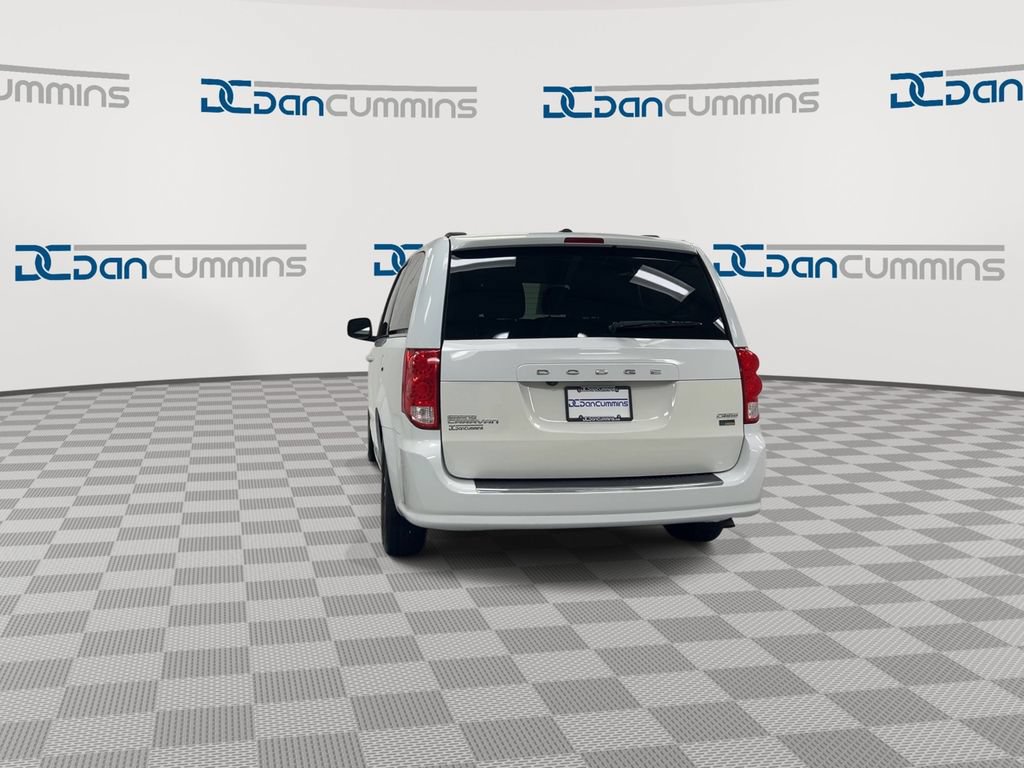 Used 2017 Dodge Grand Caravan SXT FWD image 7