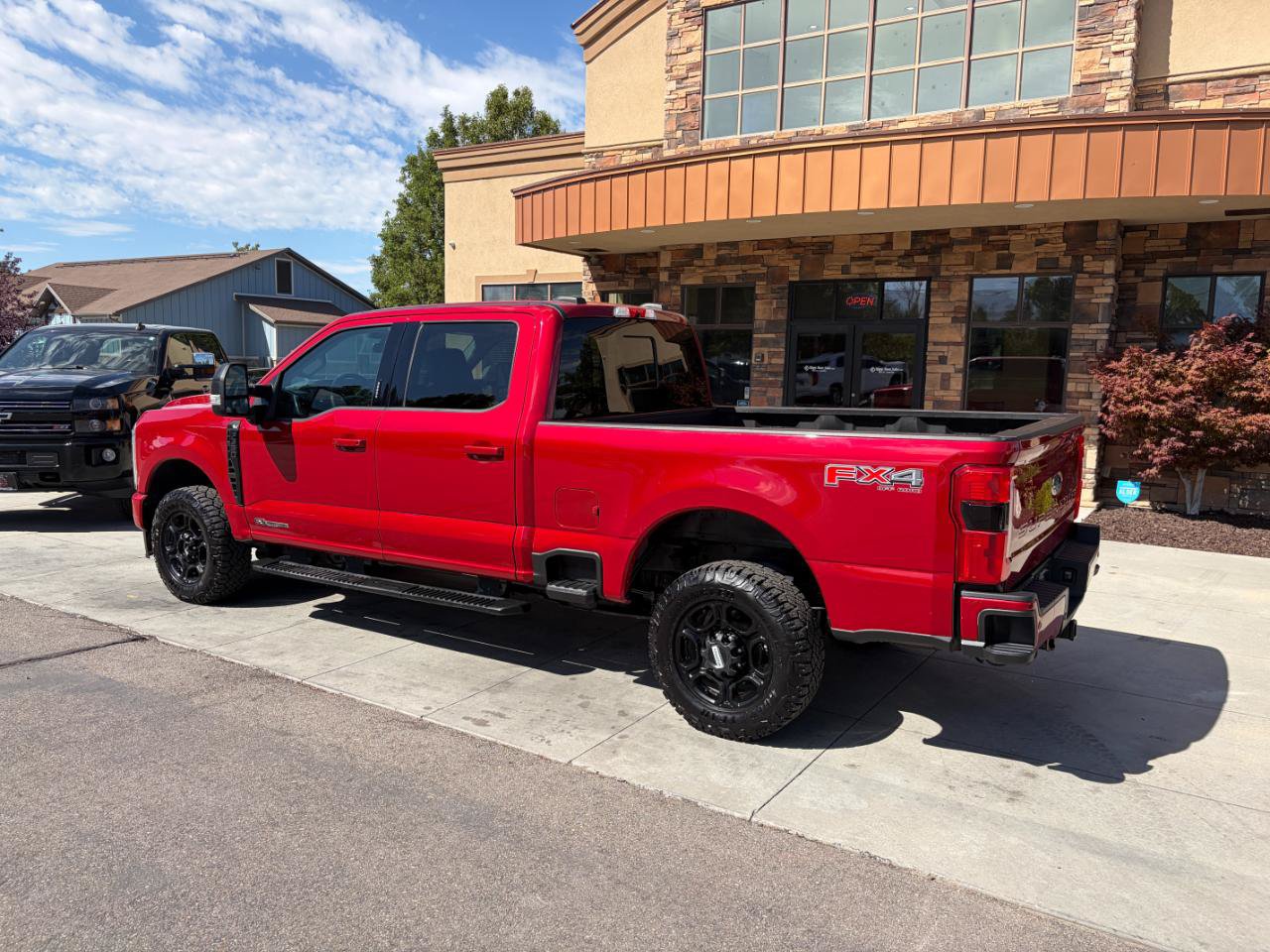 Used 2023 Ford F350 XLT w/ XLT Premium Package AWD/4WD image 29