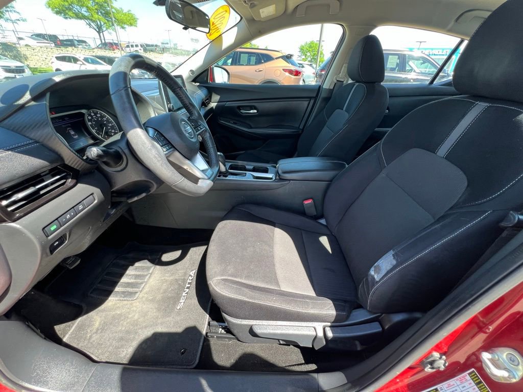 Used 2020 Nissan Sentra SV FWD image 17