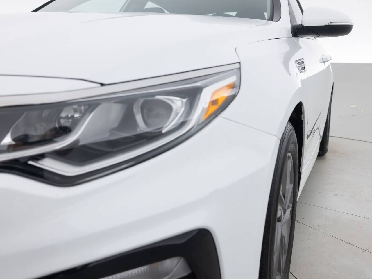 Used 2020 Kia Optima LX FWD image 12