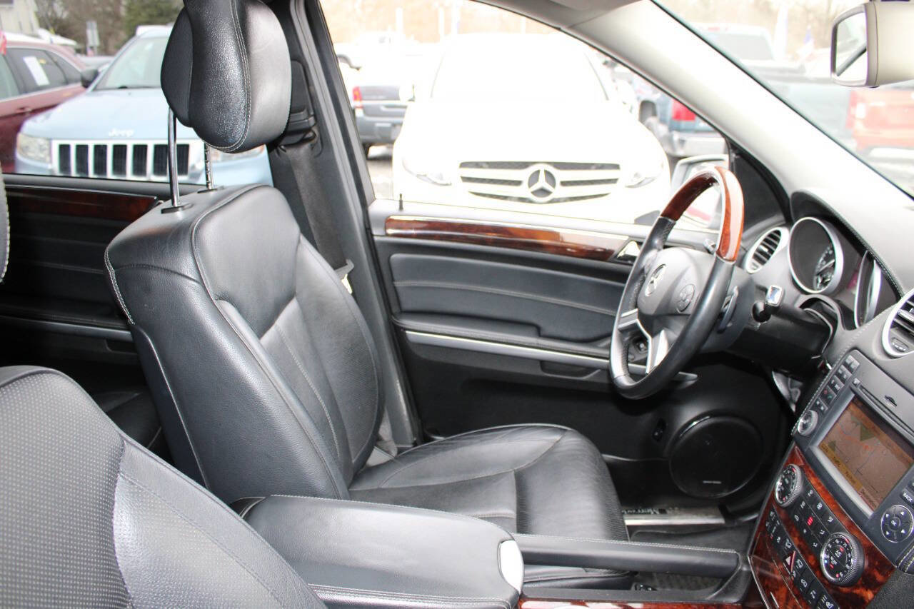Used 2012 Mercedes-Benz GL 550 GL 550 4MATIC AWD 4dr SUV image 11