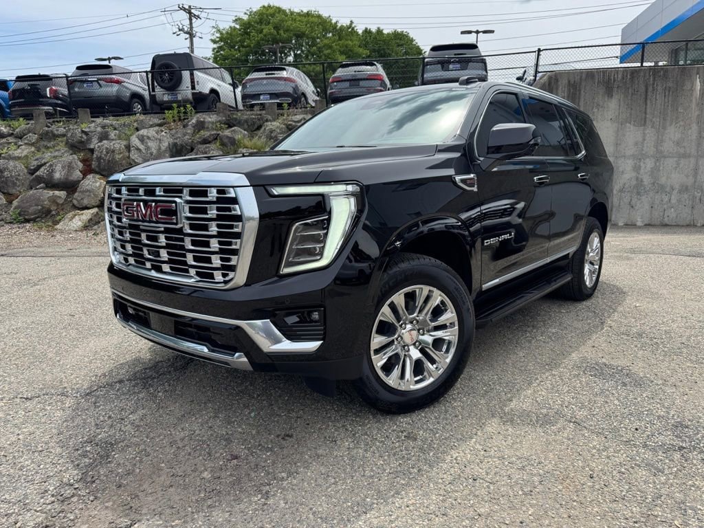 Used 2026 GMC Yukon Denali AWD/4WD image 2