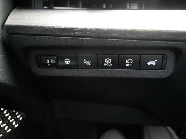 Certified 2024 Nissan Ariya AWD image 30