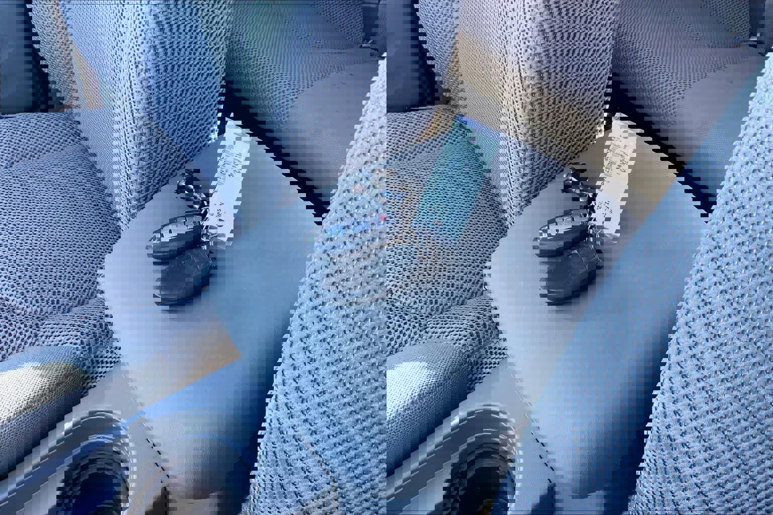 Used 2020 Nissan Frontier SV image 14