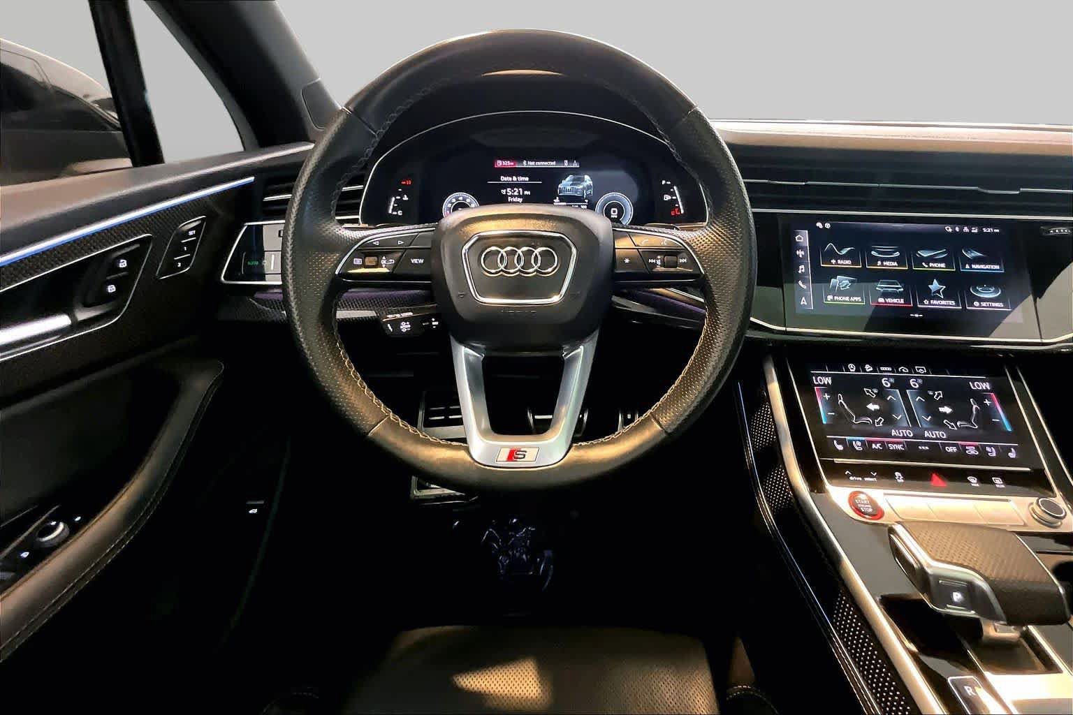 Used 2023 Audi SQ7 Premium Plus w/ Executive Package AWD/4WD image 5