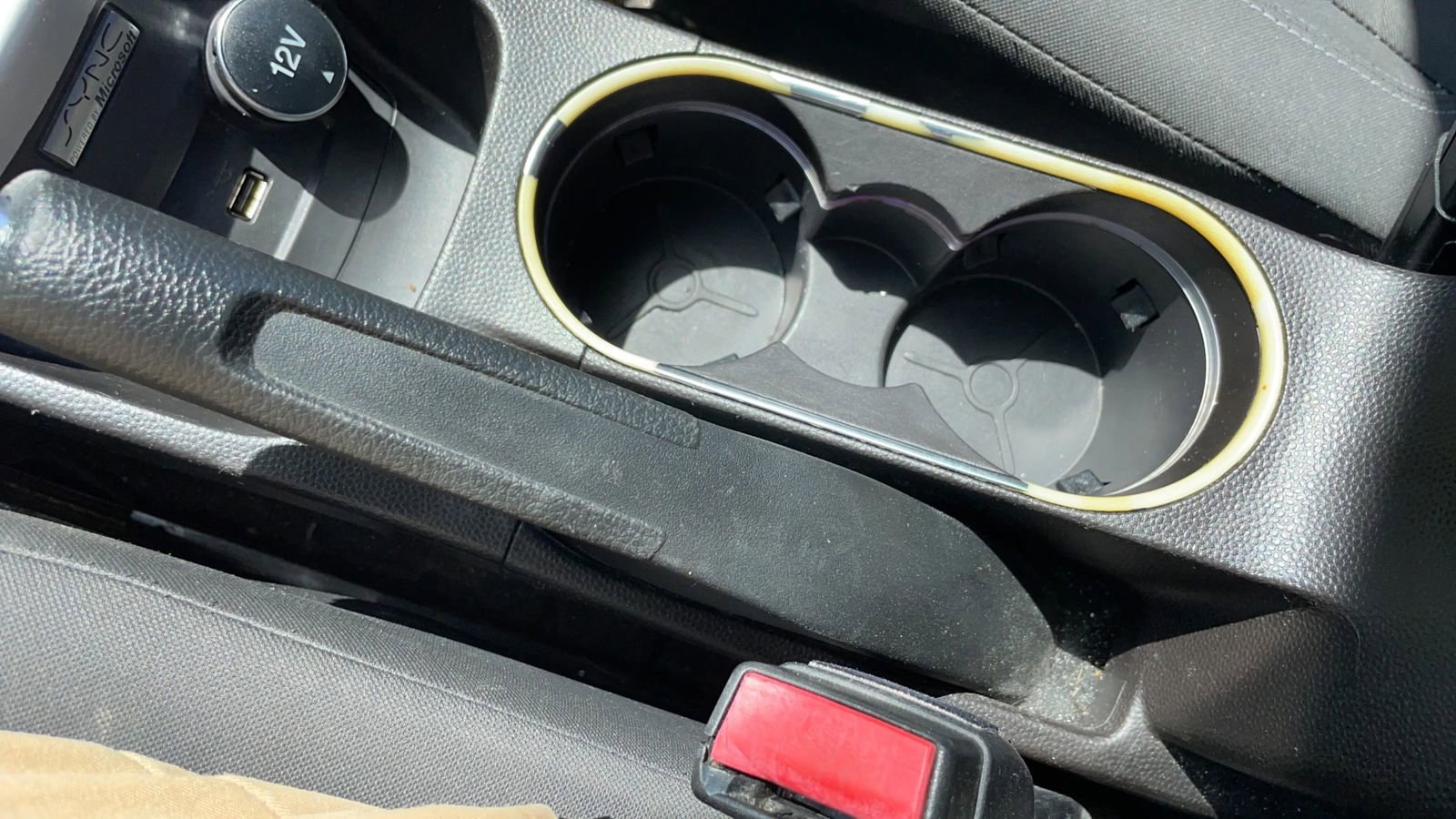 Used 2014 Ford Fiesta SE FWD image 18