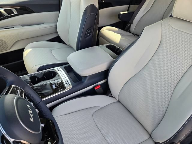 New 2026 Kia Carnival SX Prestige FWD image 14