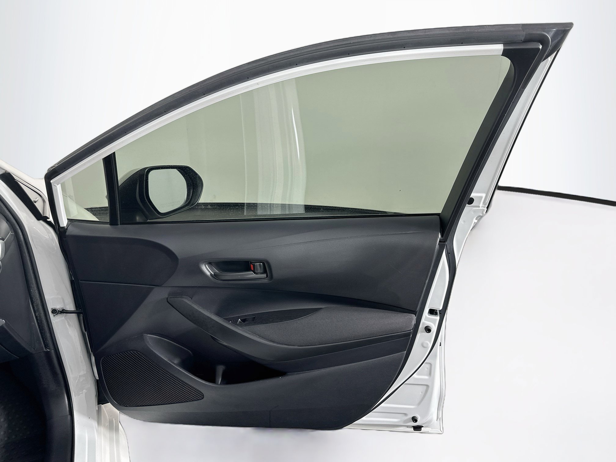 Used 2023 Toyota Corolla LE FWD image 30