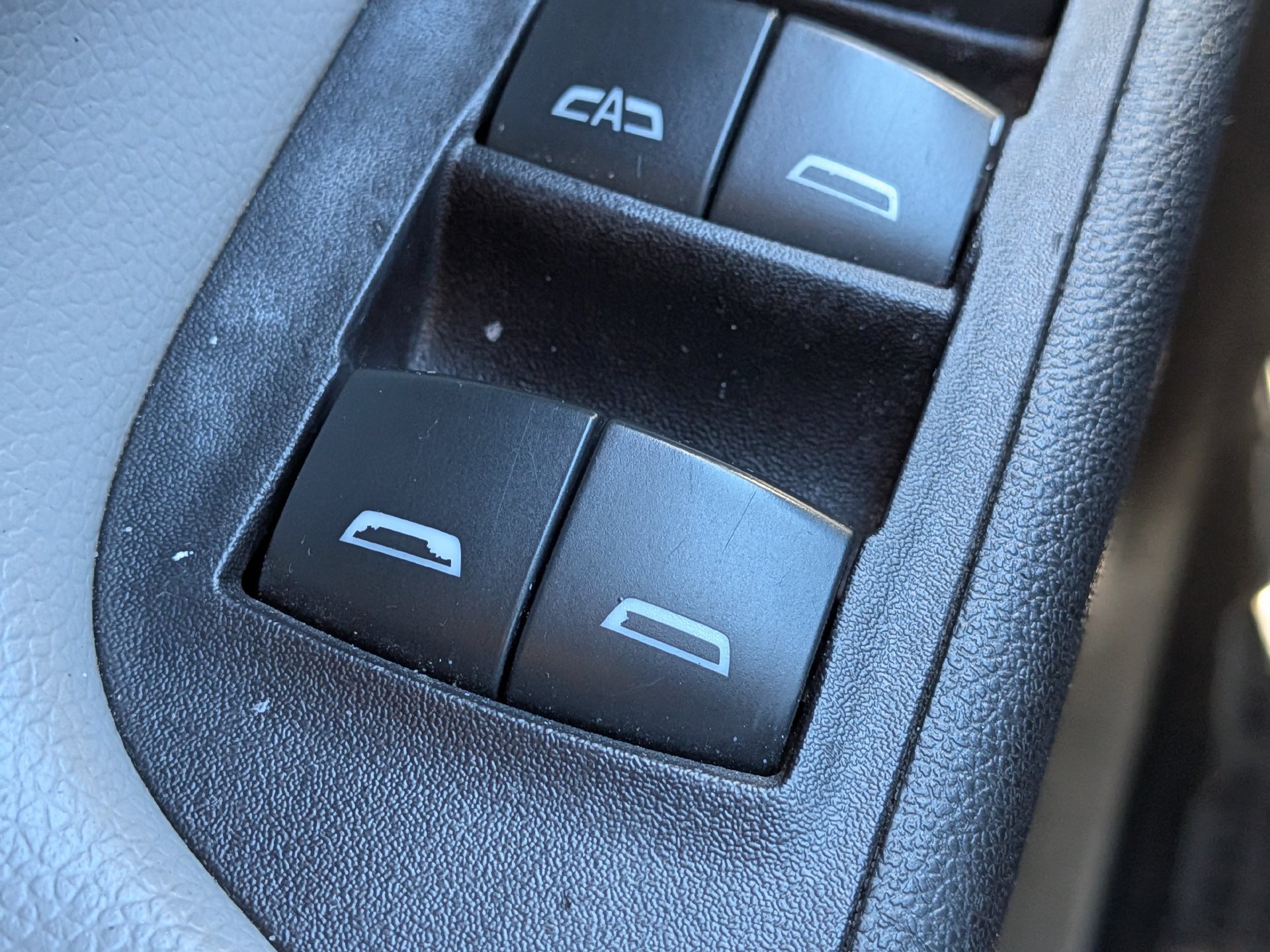 Used 2021 Chevrolet Equinox LT FWD image 25