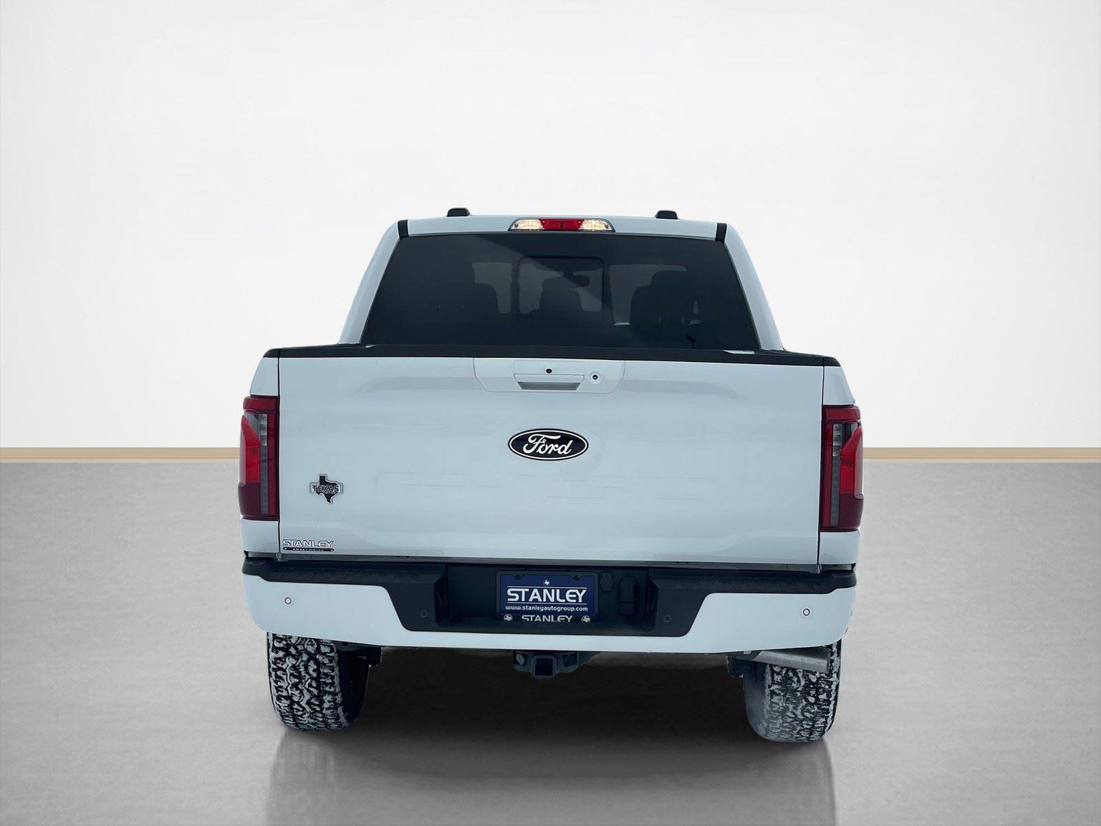 New 2026 Ford F150 XLT w/ Equipment Group 302A MID image 6