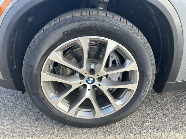 New 2026 BMW X5 xDrive50e w/ Climate Comfort Package AWD/4WD image 10
