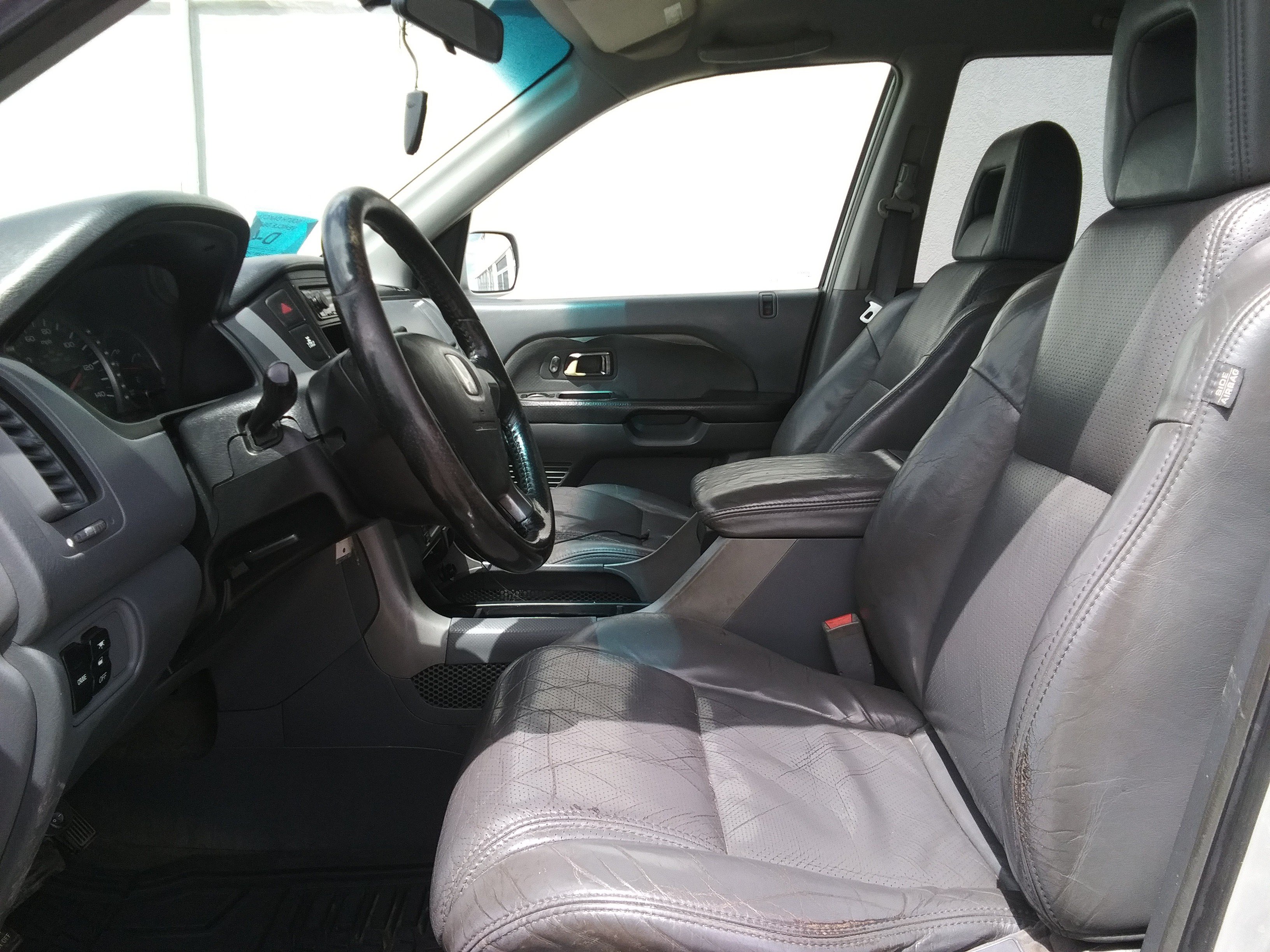 Used 2004 Honda Pilot EX image 12