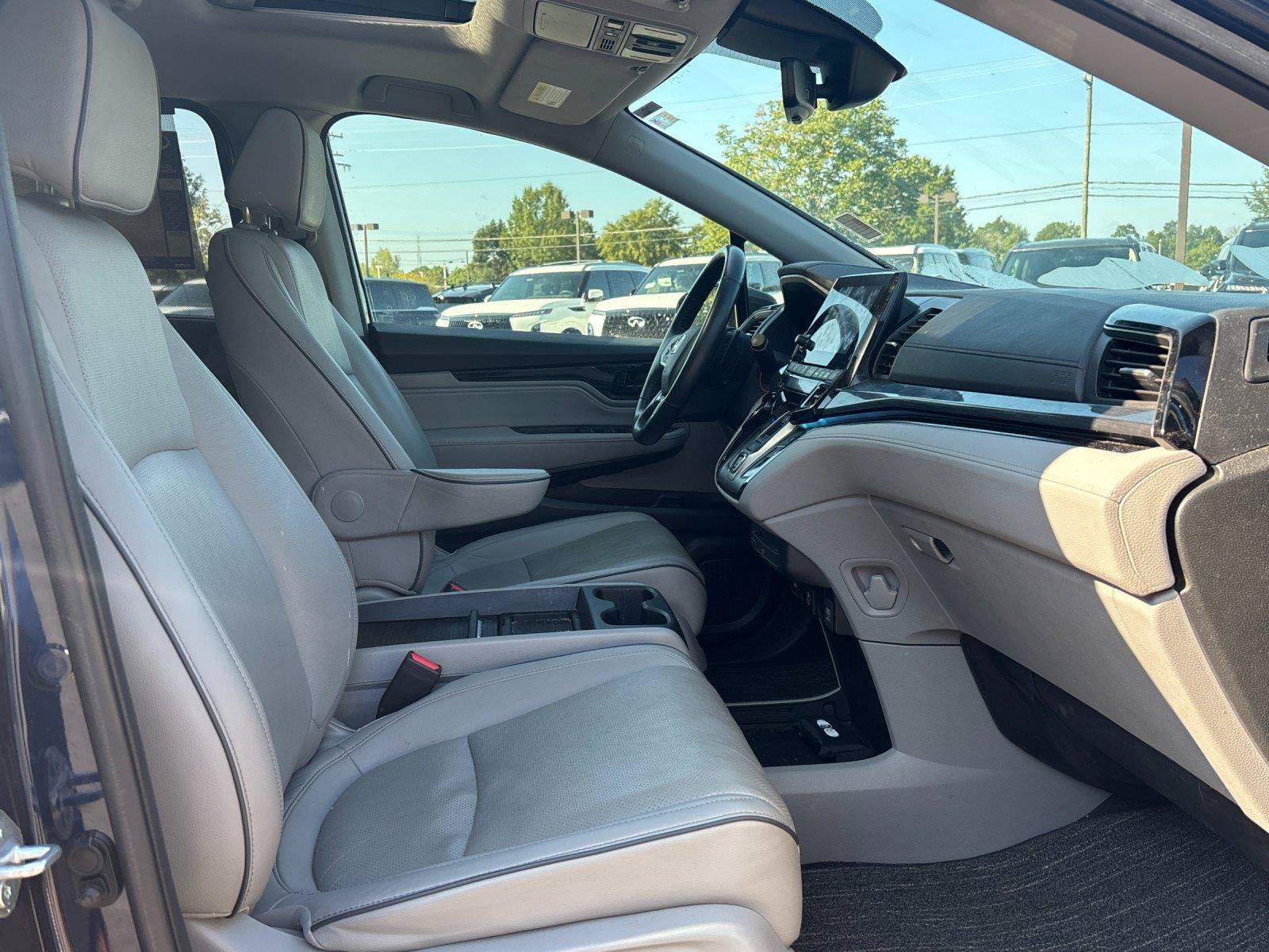 Used 2022 Honda Odyssey Elite image 39