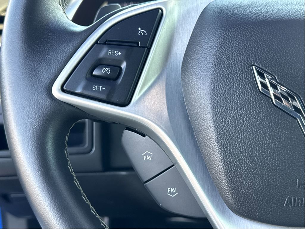Used 2019 Chevrolet Corvette Stingray Coupe w/ 1LT RWD image 15