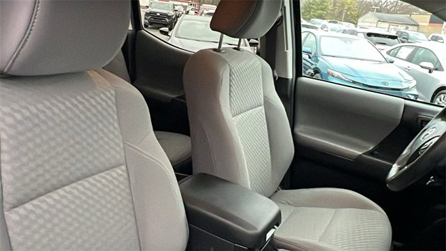 Certified 2022 Toyota Tacoma SR5 image 29