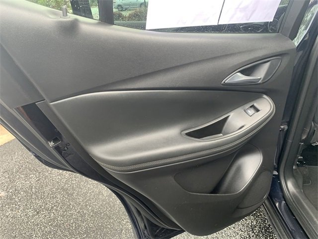 Used 2020 Buick Encore GX Essence image 15