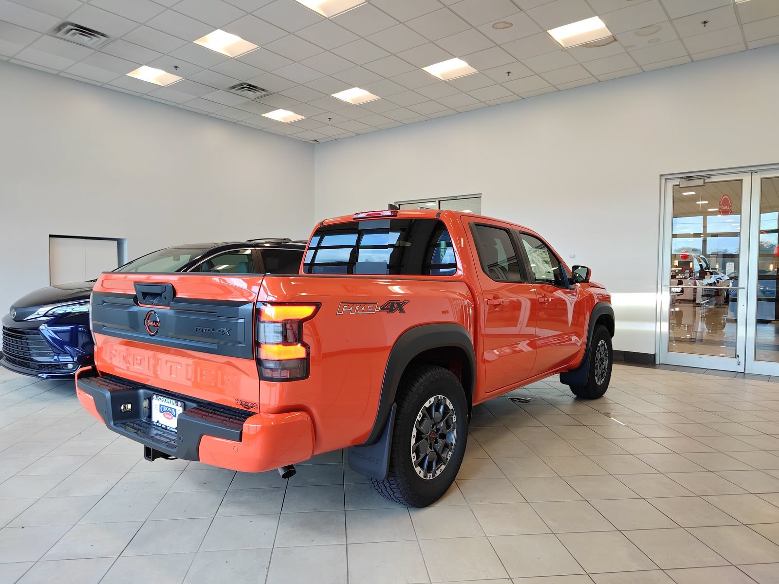 New 2026 Nissan Frontier PRO-4X w/ Pro-4x Convenience Package AWD/4WD image 3