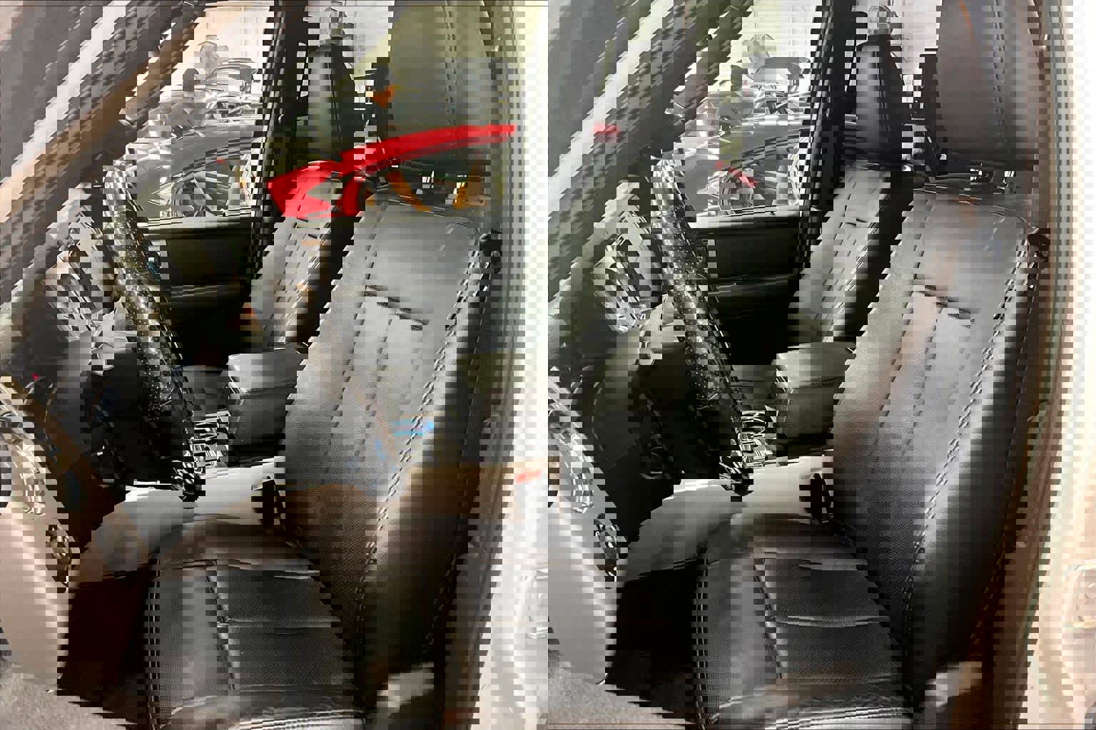 Used 2017 Ford Expedition EL Limited w/ Equipment Group 301A image 7