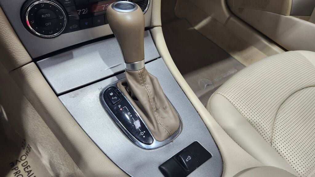 Used 2007 Mercedes-Benz CLK 63 AMG Cabriolet image 33