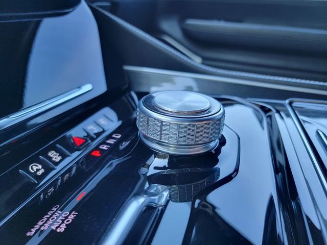 Certified 2024 Jeep Wagoneer L Base w/ Rear Seat Video Group 1 image 31