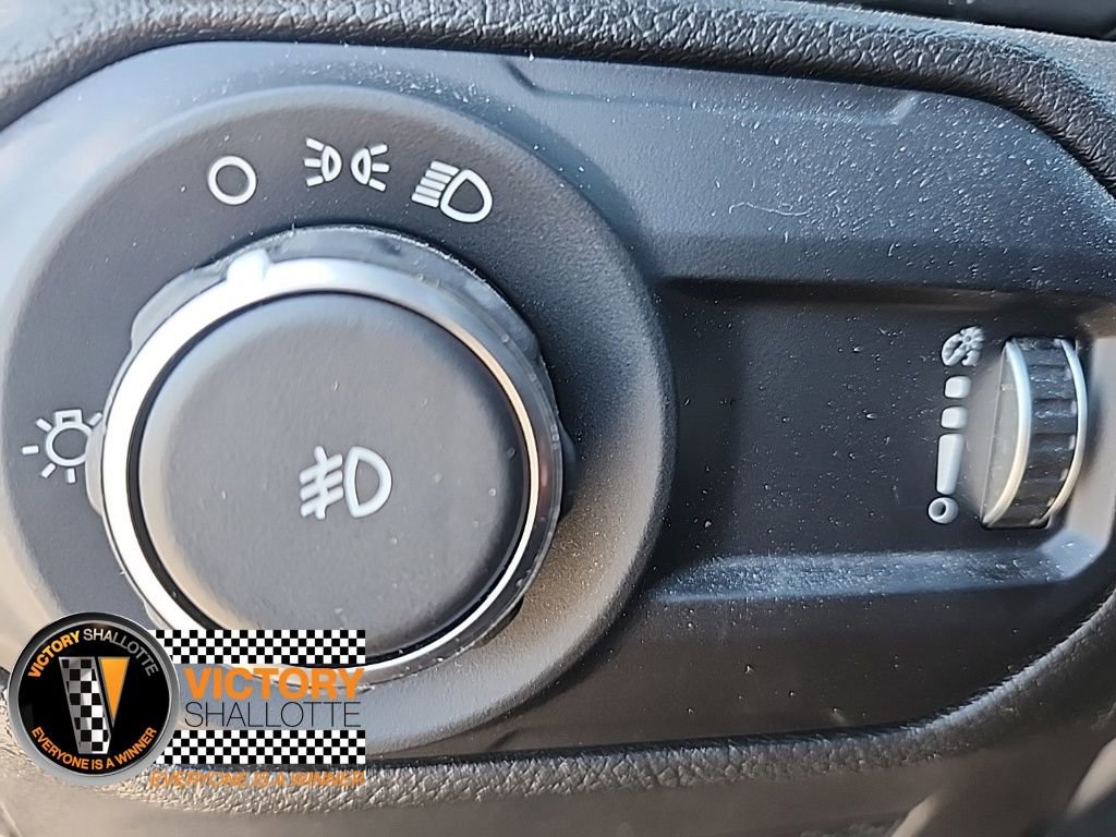 Used 2023 Jeep Wrangler Sport image 12