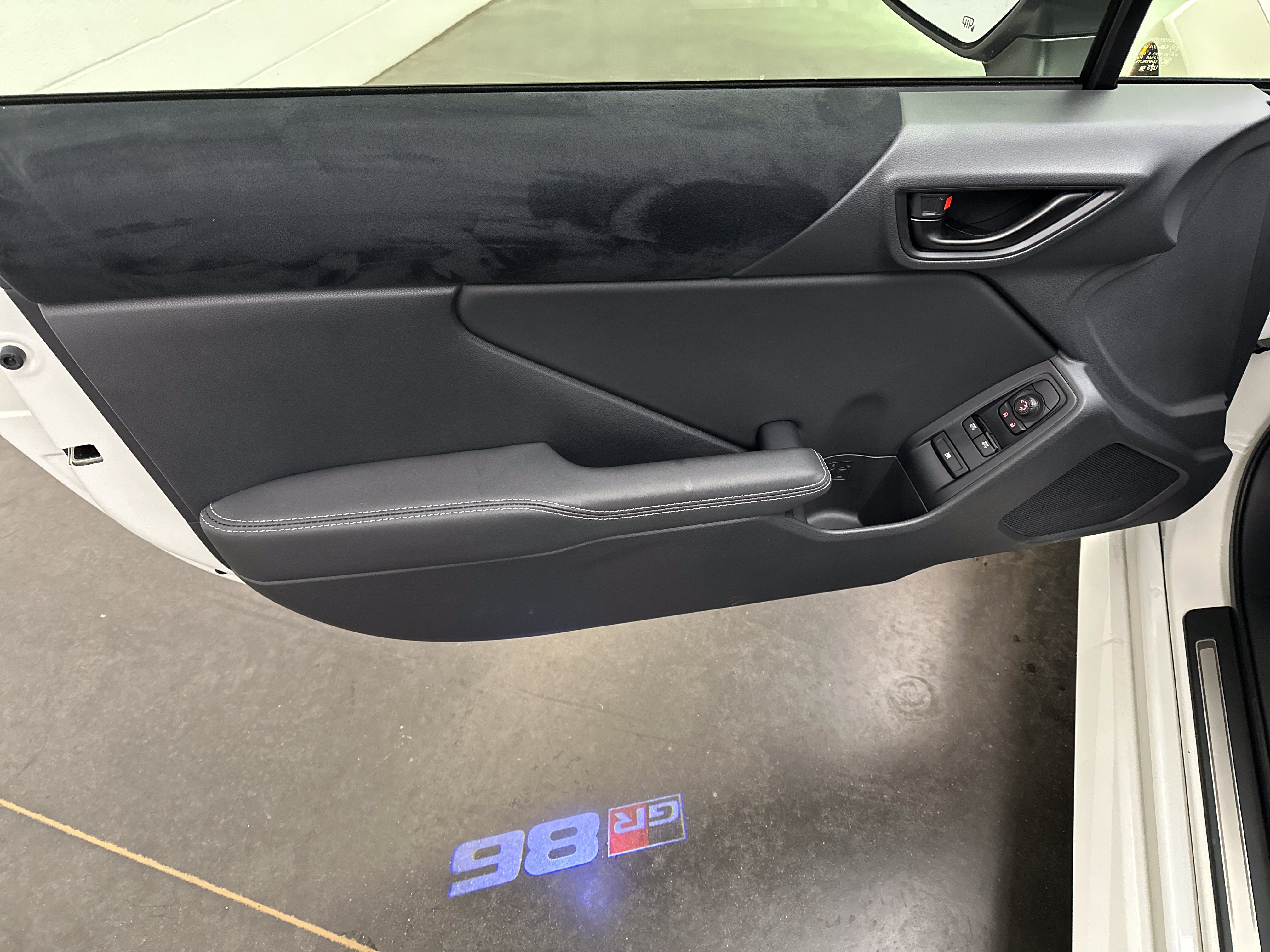 Used 2023 Toyota GR86 Premium w/ ALL Weather Mat Package (TMS) RWD image 14
