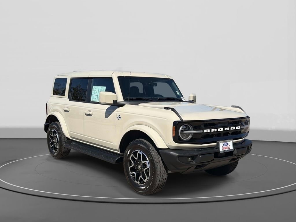 Certified 2025 Ford Bronco Outer Banks image 4