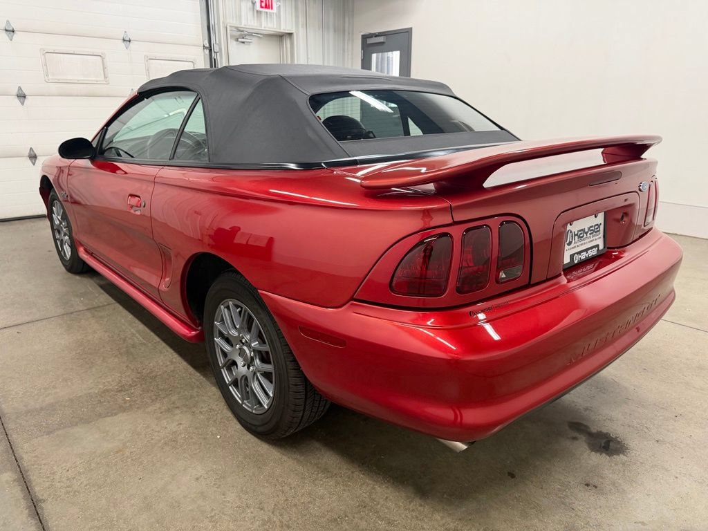Used 1996 Ford Mustang GT RWD image 5