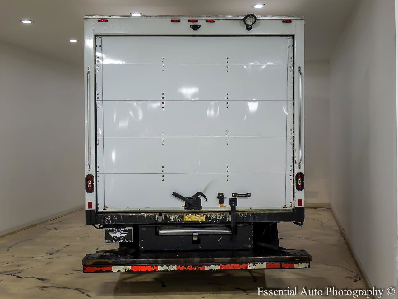 Used 2022 GMC Savana 3500 w/ Power Convenience Package RWD image 6