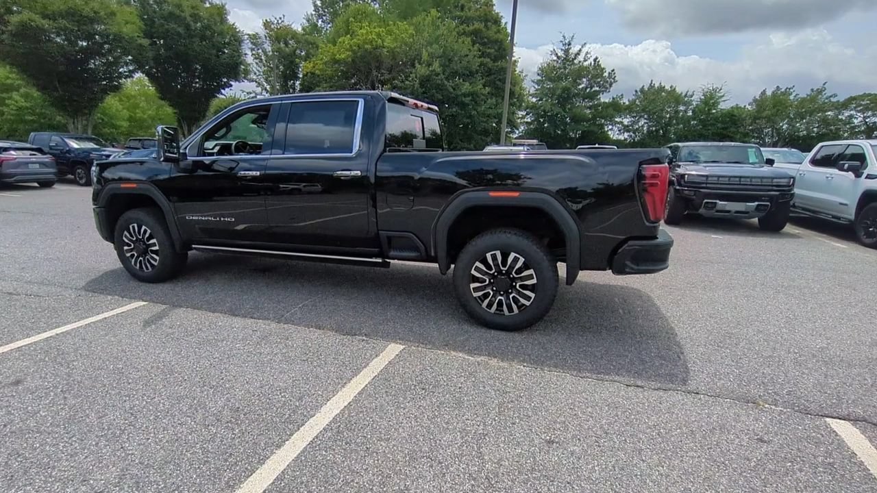 New 2026 GMC Sierra 2500 Denali Ultimate AWD/4WD image 6