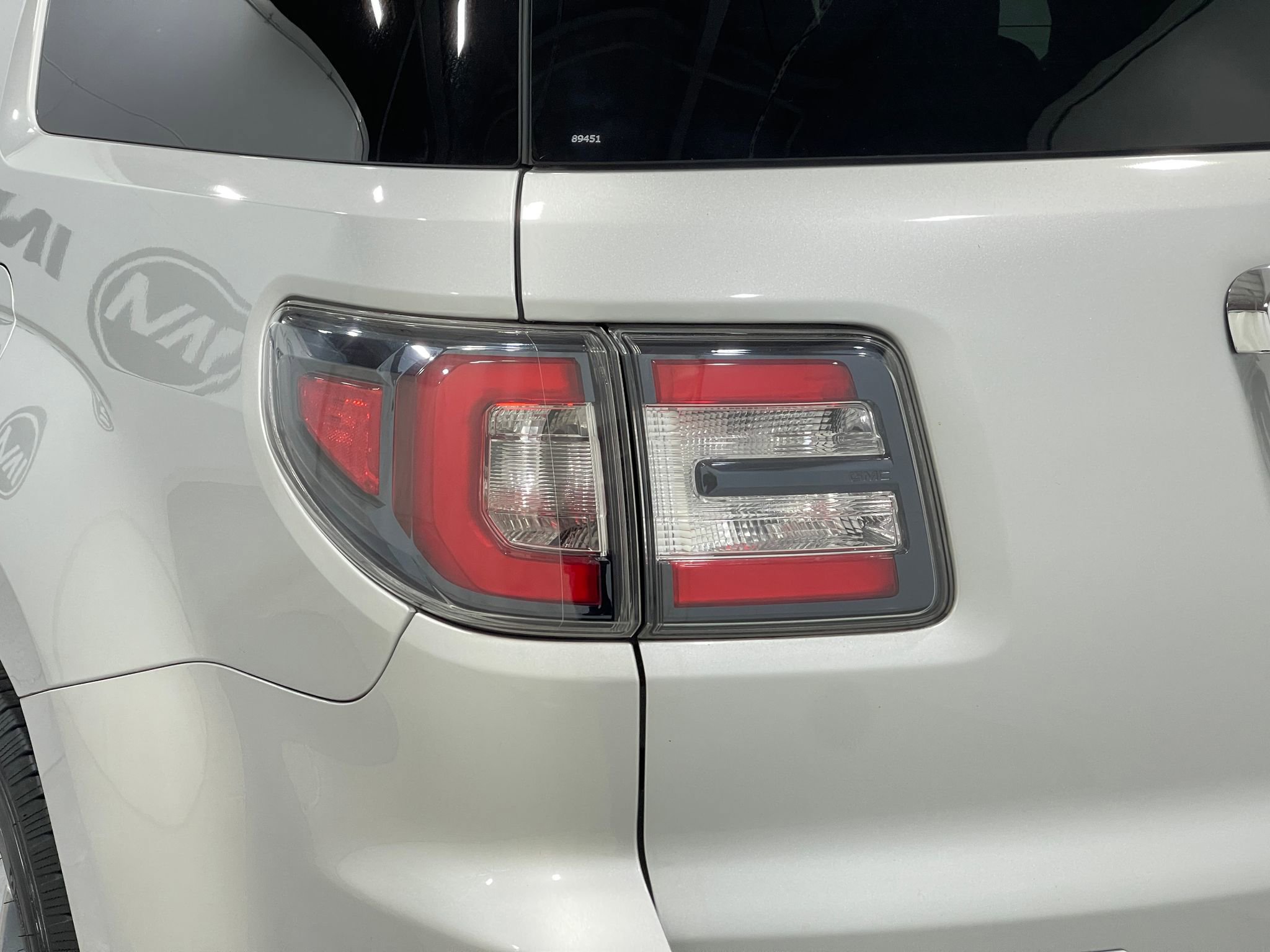 Used 2015 GMC Acadia Denali image 36