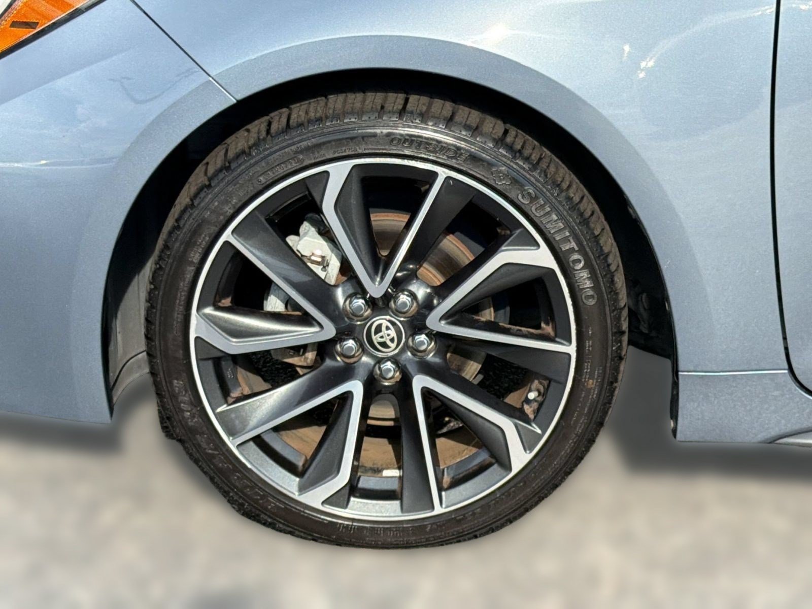 Used 2020 Toyota Corolla XSE FWD image 13