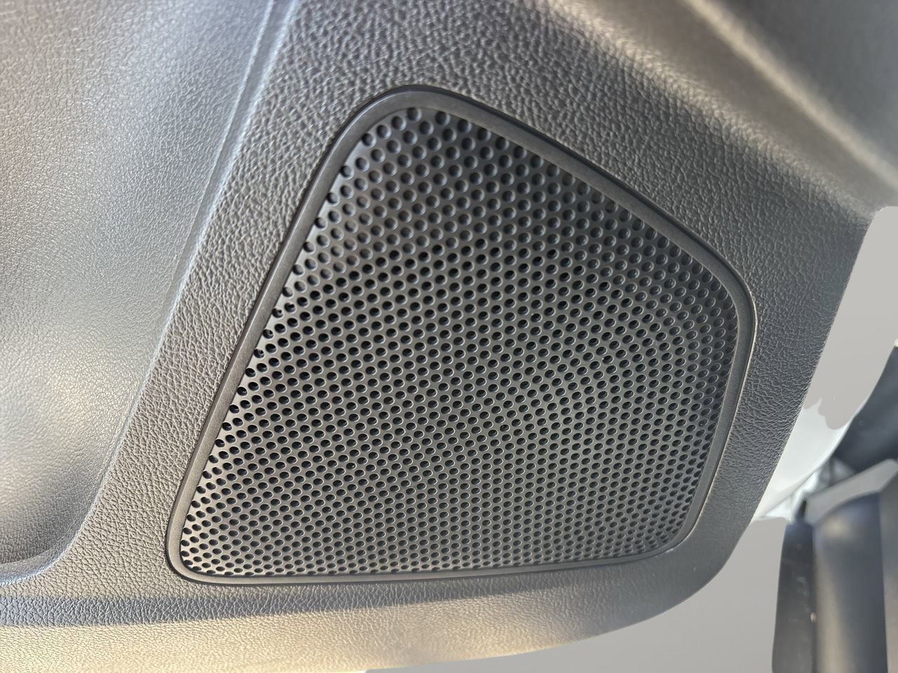 Used 2018 Ford Focus SE image 18