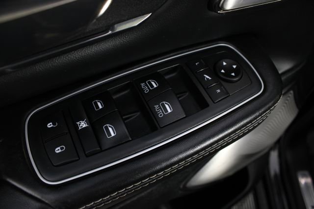 Used 2021 RAM 1500 Limited AWD/4WD image 18