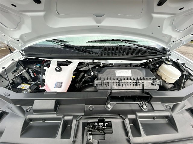 New 2025 Chevrolet Express 3500 Extended image 24