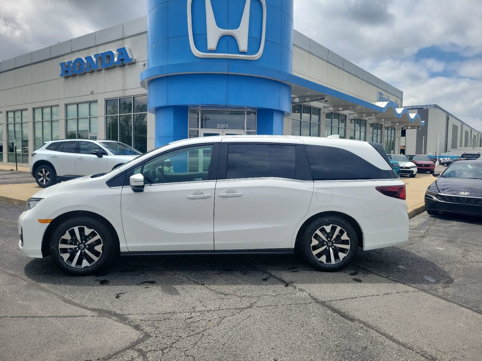 New 2026 Honda Odyssey EX-L image 12