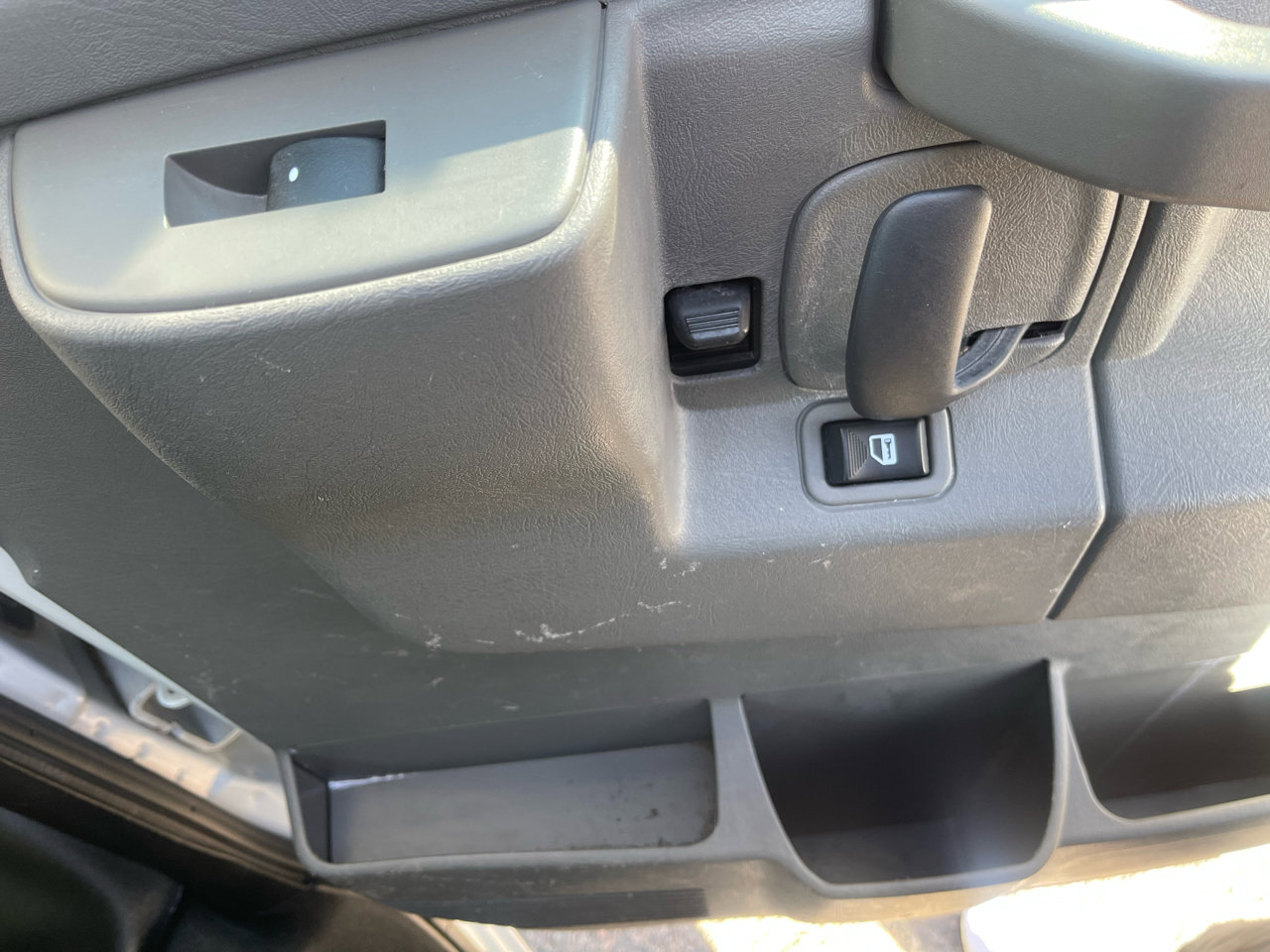 Used 2019 Chevrolet Express 2500 w/ Driver Convenience Package image 16