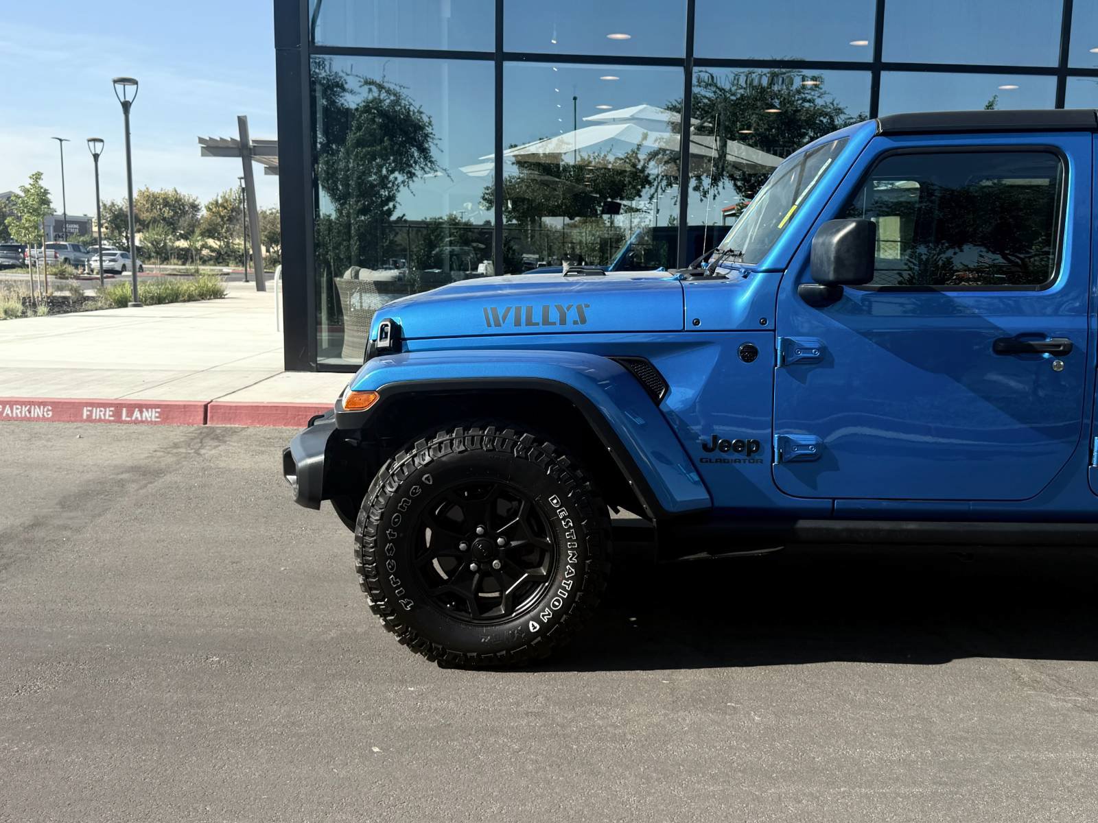 Used 2021 Jeep Gladiator Sport AWD/4WD image 11