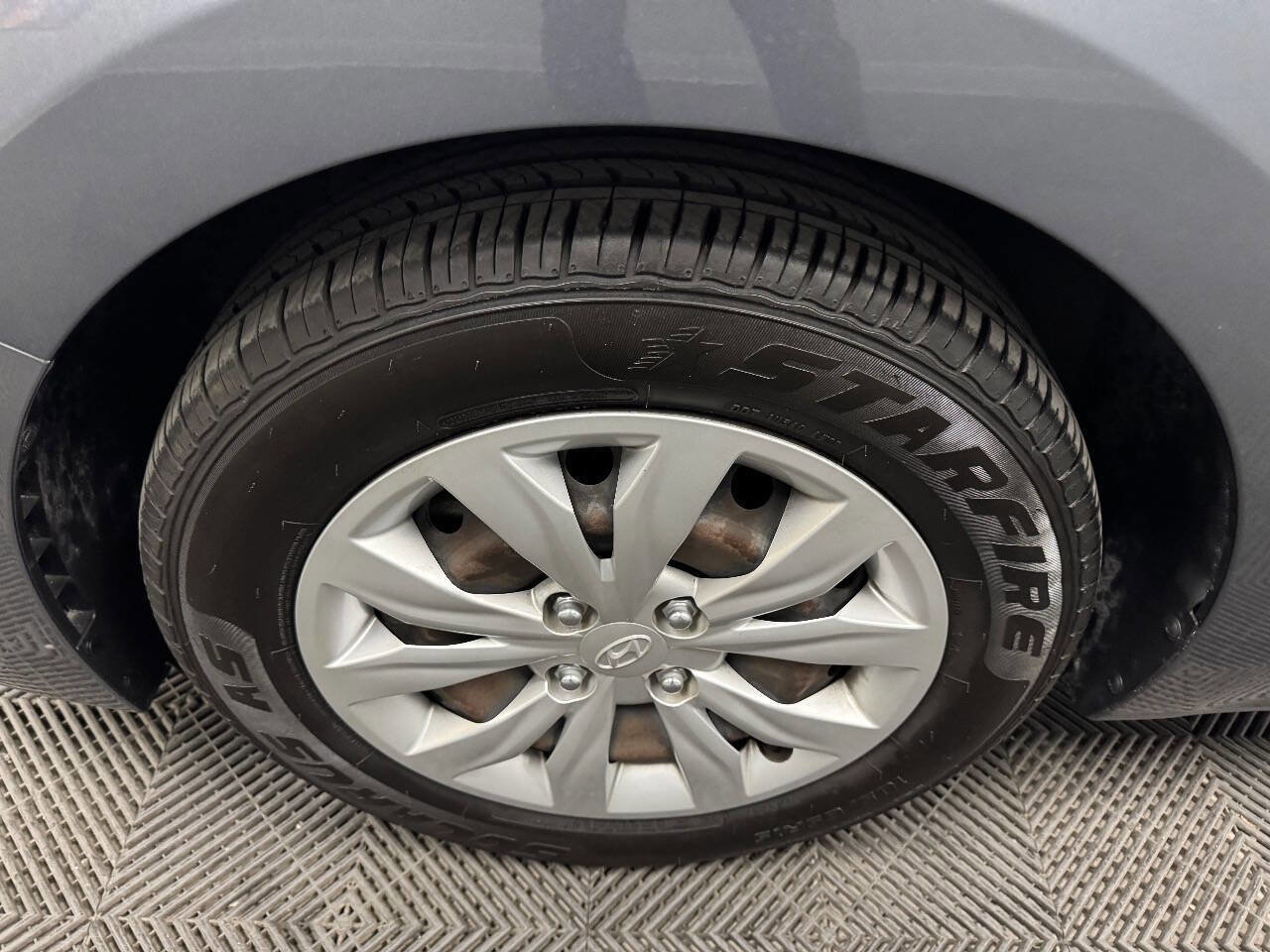 Used 2020 Hyundai Accent SE image 21