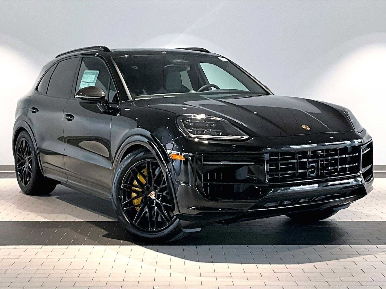 New 2026 Porsche Cayenne GTS AWD/4WD image 9