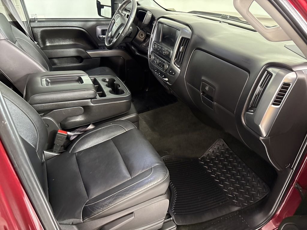 Used 2016 Chevrolet Silverado 2500 LT w/ LT Convenience Package AWD/4WD image 19