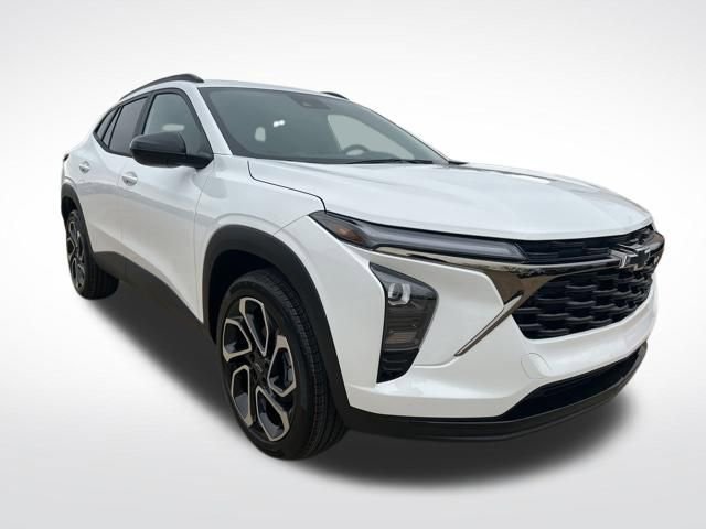 New 2026 Chevrolet Trax RS w/ Sunroof Package image 7