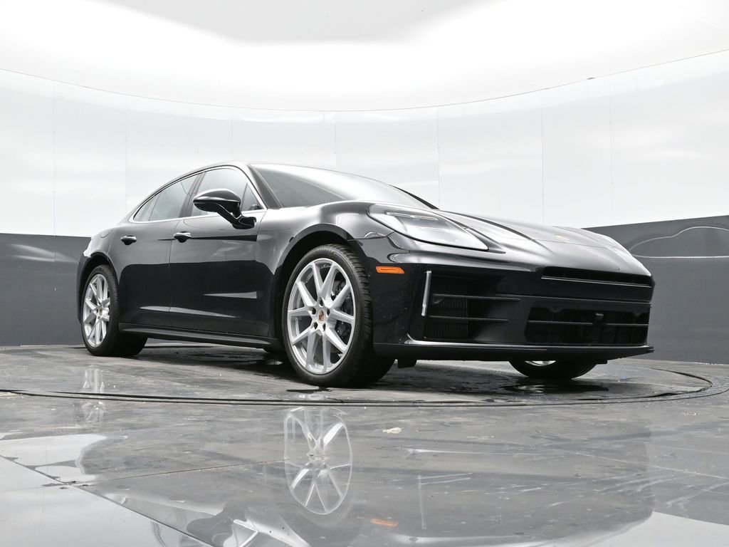 Certified 2025 Porsche Panamera image 40