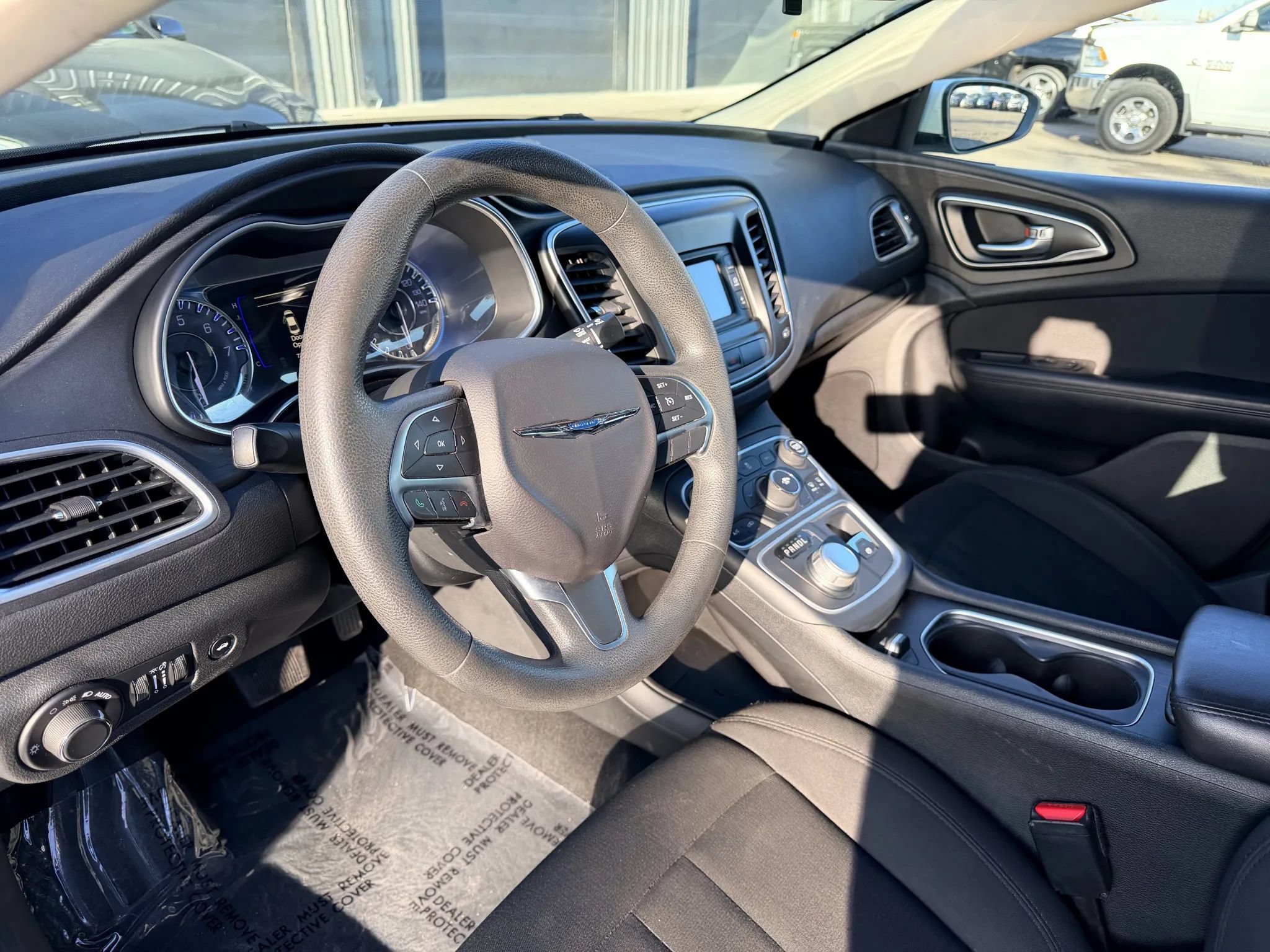 Used 2016 Chrysler 200 Limited FWD image 11