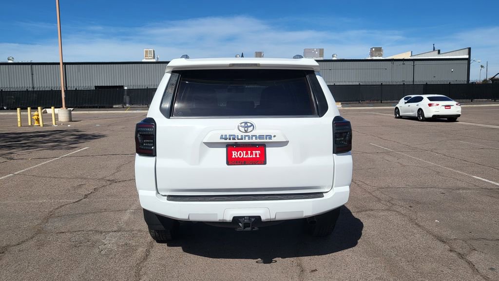 Used 2016 Toyota 4Runner SR5 Premium image 7