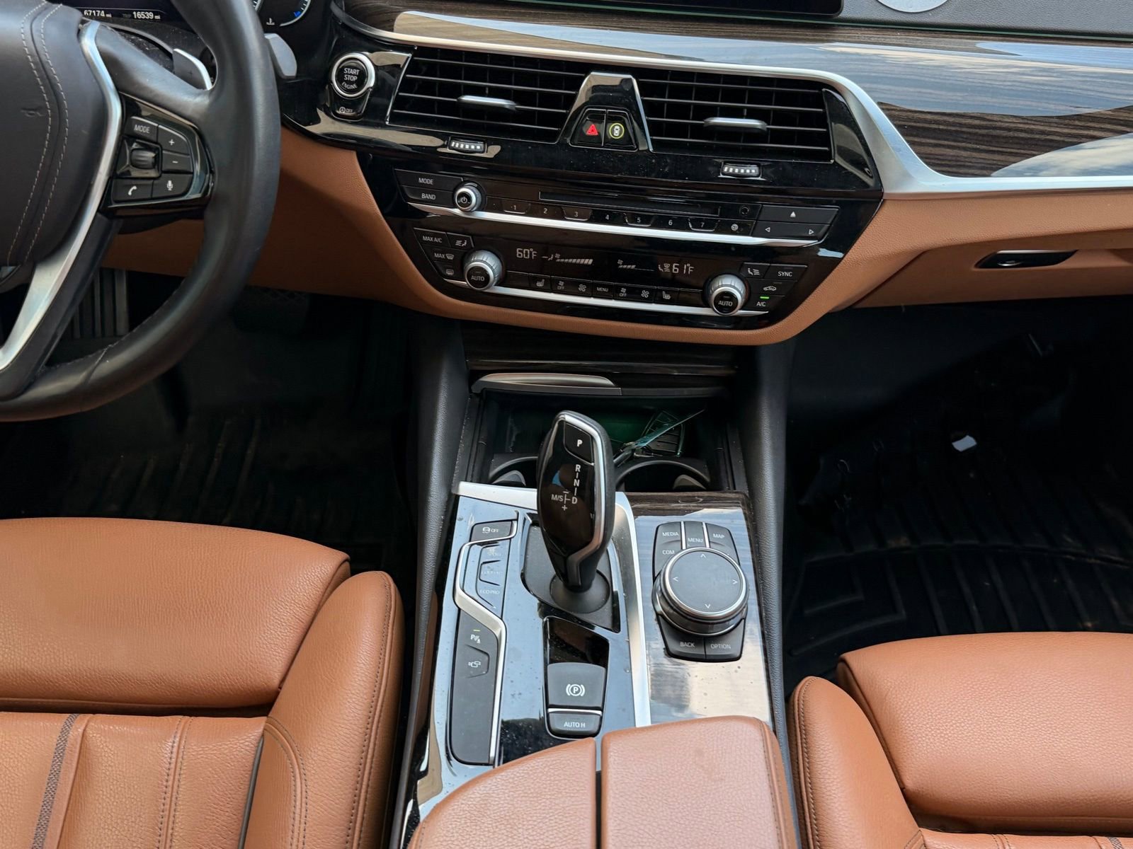 Used 2019 BMW 540i w/ Premium Package image 24