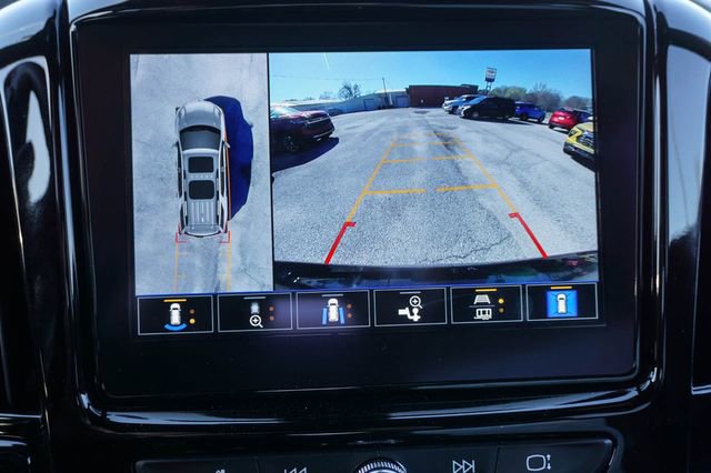 Used 2023 Chevrolet Traverse High Country image 31