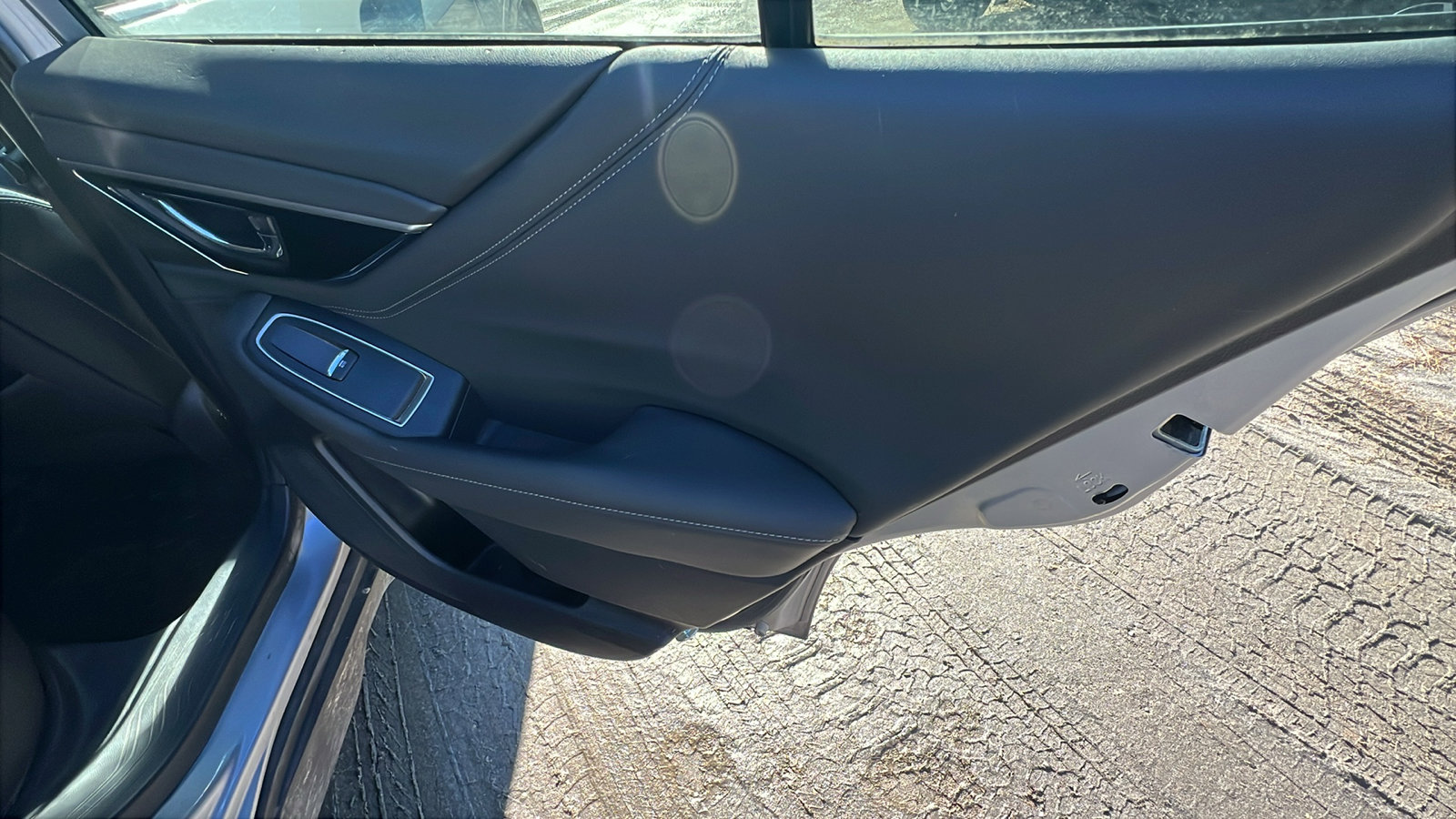 Used 2022 Subaru Outback Limited image 21